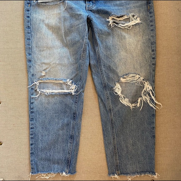 Garage Distressed Boyfriend Jeans - Picture 8 of 8